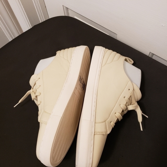 EUC Seychelles Off White Leather Laceup Casual Sneaker Shoes Size 9 - Picture 3 of 10